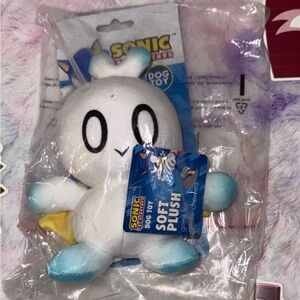 Soft Plush Toy - White and Blue Multipet Sonic Chao - Hero Plush Dog Toy